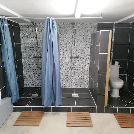 Les Tipis D'adri Sur Rb&b Apartment